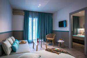 Posteľ alebo postele v izbe v ubytovaní Solimar Turquoise - Adults Only