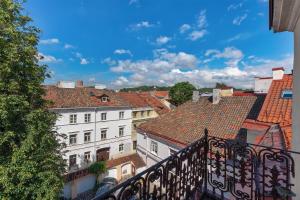 Το κτήριο όπου στεγάζεται  το διαμέρισμα