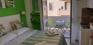 Η κουζίνα ή μικρή κουζίνα στο ele&gio accomodation