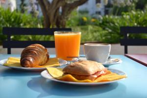 Opcions d'esmorzar disponibles a Apartamentos Playa Romana Park