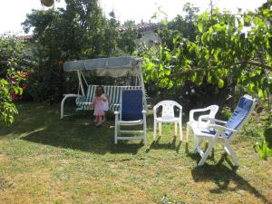 A garden outside Lizargarate