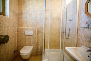 Koupelna v ubytování Tekergő Motel és Étterem