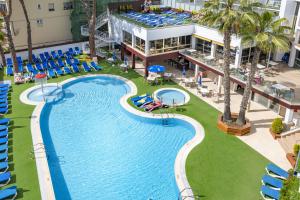 Bazén v ubytování GHT Costa Brava & Spa nebo v jeho okolí