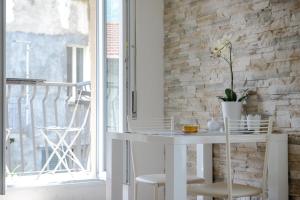 Fotografie z fotogalerie ubytování Laglio Apartment Above George v destinaci Laglio