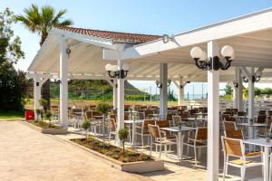 Restoran või mõni muu söögikoht majutusasutuses Leonardo Kolymbia Resort Rhodes