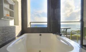 Baðherbergi á Jing Guan Hotel
