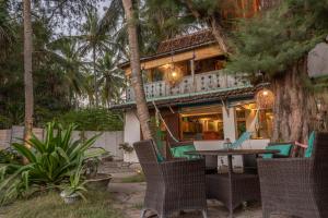 Gallery image of Kai's Beach House Villa in Gili Air