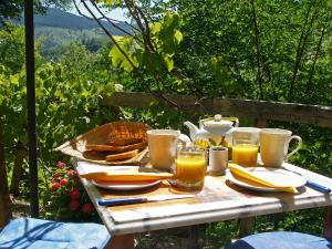 אפשרויות ארוחת הבוקר המוצעות לאורחים ב-L'ÉCHAPPÉE BELLE