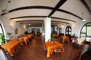 En restaurang eller annat matställe på Agriturismo Sant'Arcangelo