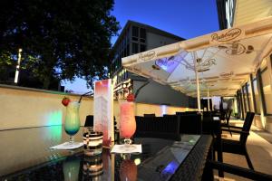 Patio nebo venkovní prostory v ubytování Golden Tulip Kassel Hotel Reiss