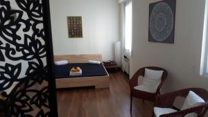 A seating area at Il Riposo del Guerriero Guesthouse