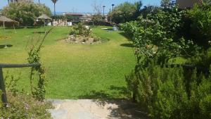 Ogród w obiekcie Fuengirola & sea views by ELE Apartments