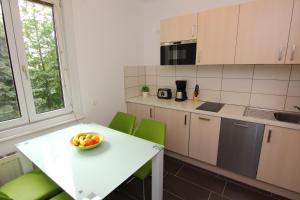 Zdjęcie z galerii obiektu Apartment Kröllgasse I contactless check-in w Wiedniu