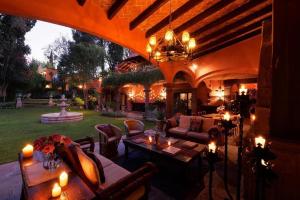 Posezení v ubytování Tres Fuentes Hotel Boutique