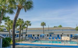 Photo de la galerie de l'établissement Royal Palms Motel, à Tybee Island