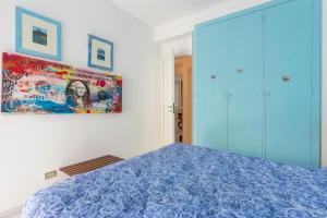 A bed or beds in a room at Splendida Casa A Taormina " Casa di Anna "