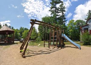 Parc infantil de Attitash Mountain Village