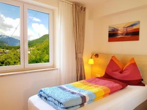 Widok na góry z tego aparthotelu