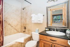 Vannituba majutusasutuses Teepee Mountain 12A Condo +39 fotot