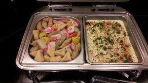 Makanan di atau berdekatan hotel