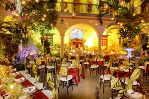Gallery image of Hotel CasAntica in Oaxaca City