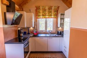 Küche/Küchenzeile in der Unterkunft Haus Seeblick