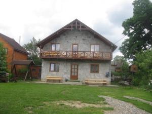 Το κτήριο όπου στεγάζεται  η παραθεριστική κατοικία