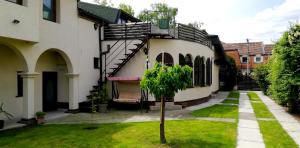 Vrt ispred objekta Apartment Ivan