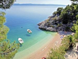 Imagen de la galería de Ferienhaus Dado, en Zaostrog 13 fotos más