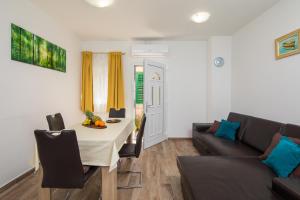 Posezení v ubytování The Beach Suites