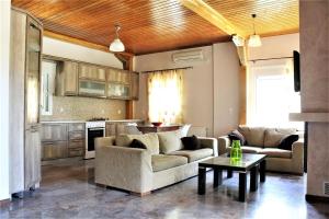 Χώρος καθιστικού στο Mariannas House Nikiana