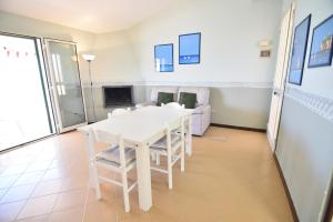 TV a/nebo společenská místnost v ubytování Casa Donna Titina + 18 fotografií