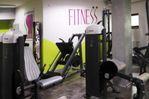 Fitness centrum a/nebo fitness zařízení v ubytování Hotel Corona
