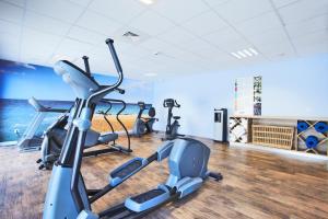 Academia e/ou comodidades em Hôtel Confort La Rochelle Centre les Minimes