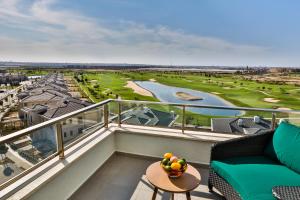 En balkon eller terrasse på Dreamland Golf Hotel Baku
