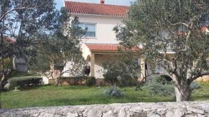 Zahrada ubytování Apartment in Vinišce with Seaview, Balcony, Air condition, WIFI (4752-2)