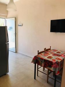 Μια τηλεόραση ή/και κέντρο ψυχαγωγίας στο Nilla Apartments