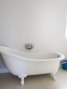 Photo de la galerie de l'établissement Coral Tree, à Hermanus 3 autres photos