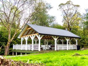 Gallery image of Zatwarnica in Lutowiska +59 photos
