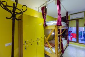 Koja eða kojur í herbergi á Batumi Surf Hostel