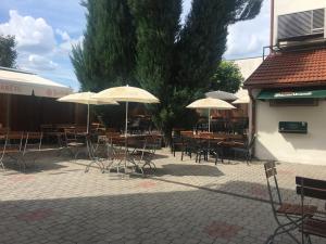 Restaurace v ubytování Apartmán 3, Suvorovova 158