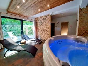 Posedenie v ubytovaní Wellness Apartamenty Złoty Widok