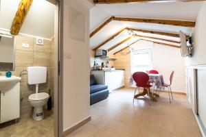 Posezení v ubytování Apartments Raspolic