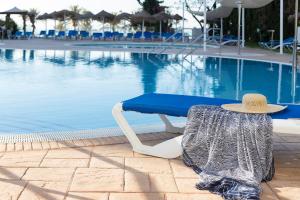 Basen w obiekcie Hotel Palia La Roca lub w pobliżu