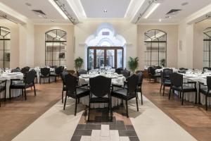 Um restaurante ou outro lugar para comer em La Mision Hotel Boutique
