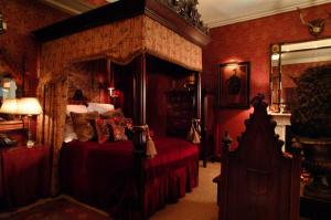 Voodi või voodid majutusasutuse The Witchery by the Castle toas