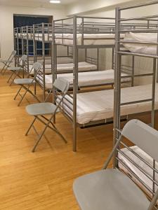 Двох'ярусне ліжко або двоярусні ліжка в номері Bakkegata - Blue House Dormitory