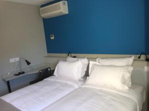 Gallery image of Hôtel Azur in Cap d'Agde