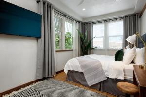 Letto o letti in una camera di Paia Inn