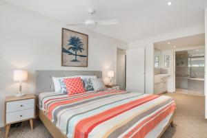 Ένα ή περισσότερα κρεβάτια σε δωμάτιο στο Sunshine Vista